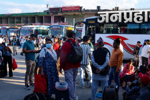 घटस्थापनादेखि आजसम्म दुई लाख ६२ हजार काठमाडौँबाट बाहिरिए